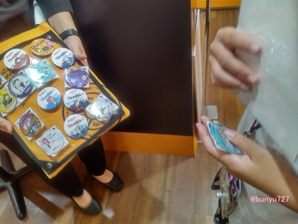 缶バッチトレード中