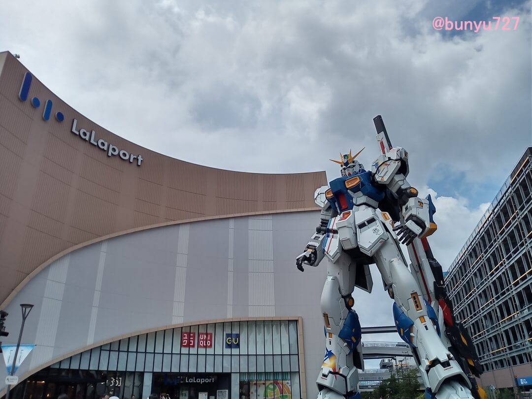 ららぽーと福岡のガンダム