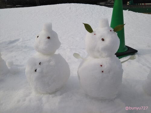 六甲山スノーパーク・娘が作った雪だるま