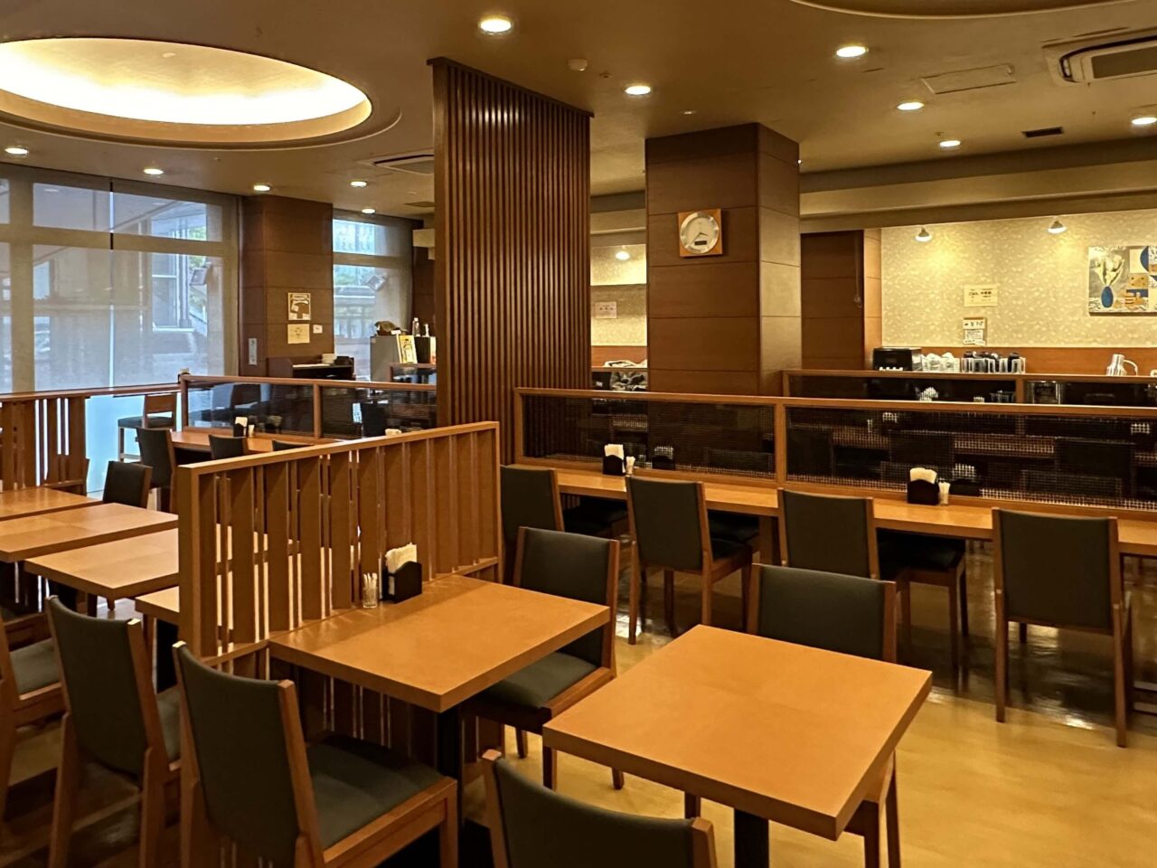 朝食会場公式画像